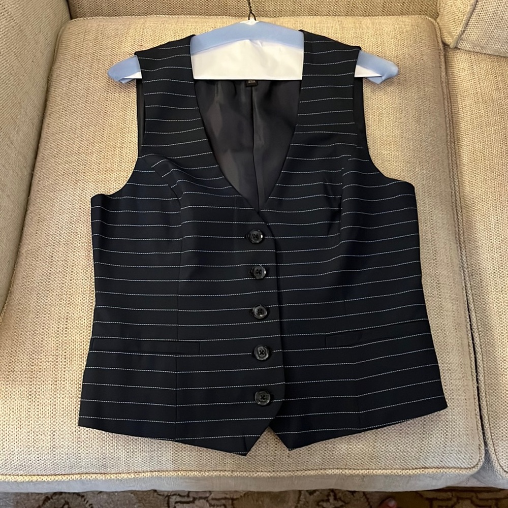 Banana Republic vest. Size 4